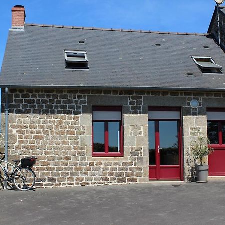 Gite La Loussaudrie Pontmain Kültér fotó